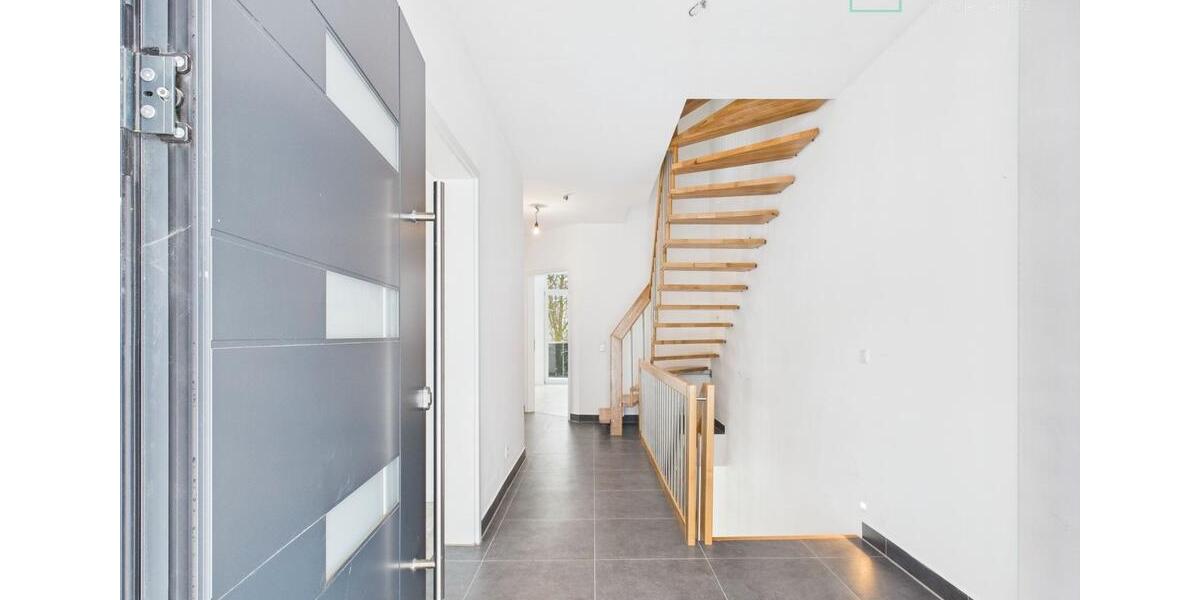 Doppelhaushälfte Taunusstein - 6 Zimmer, 195 m&sup2;, 2.350&euro; | Angebot:26444367