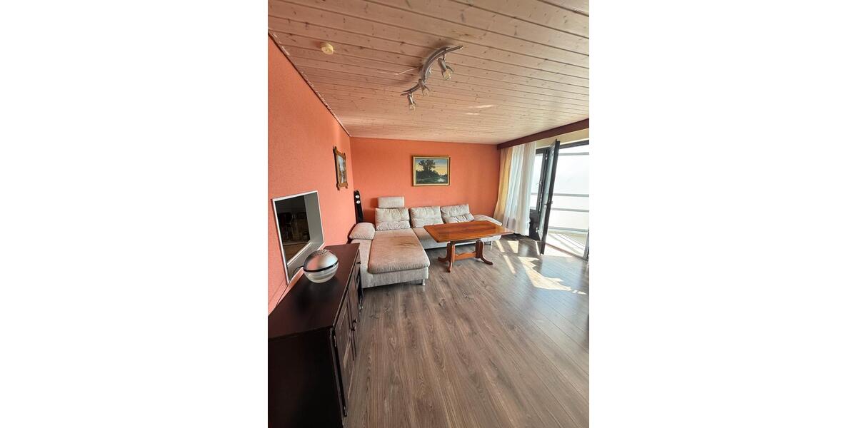 Etagenwohnung Altensteig - 3 Zimmer, 64 m&sup2;, 1.050&euro; | Angebot:26213032