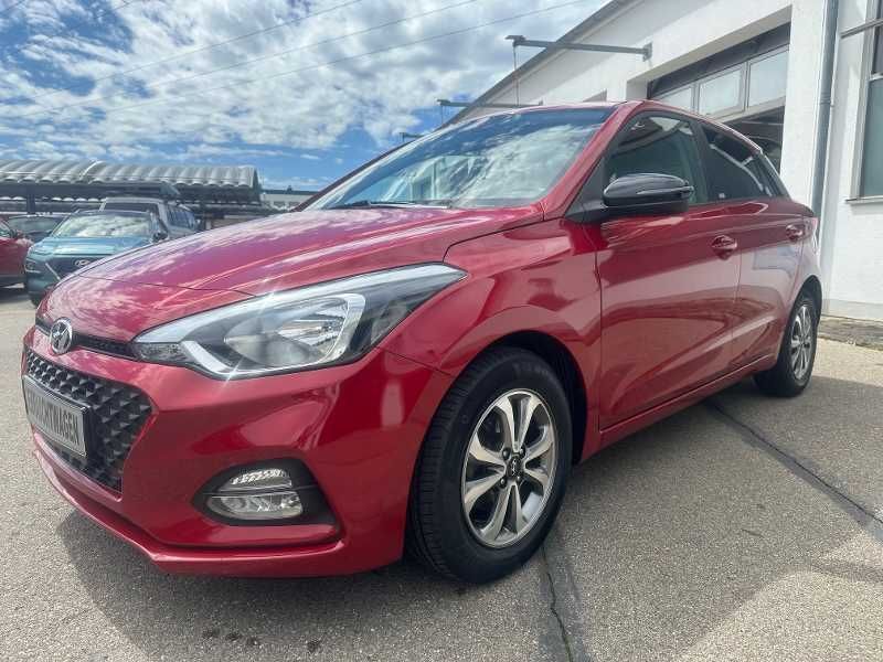 i20