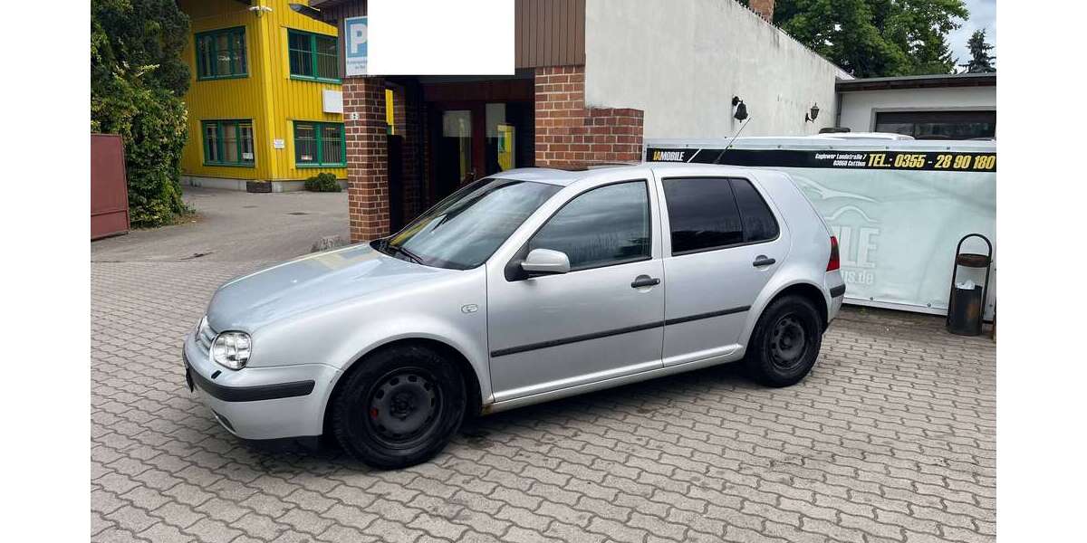 VW Golf 308.600 km 710 &euro; Cottbus 03050