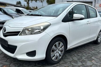 Toyota Yaris 159.000 km 4.299 € Elz 65604