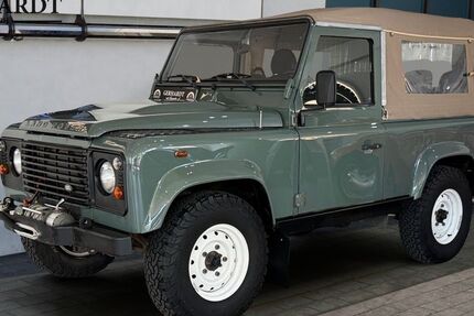 Land Rover Defender 98.599 km 44.000 &euro; Bad Soden-Salmünster 63628