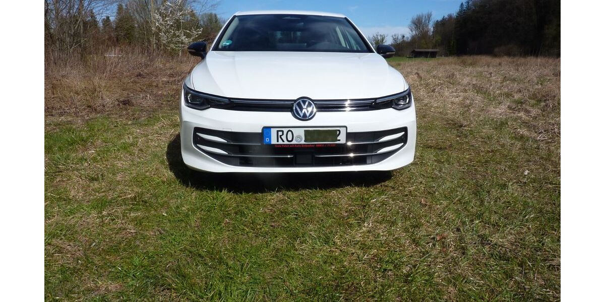 VW Golf 14.600 km 26.999 &euro; Stephanskirchen 83071