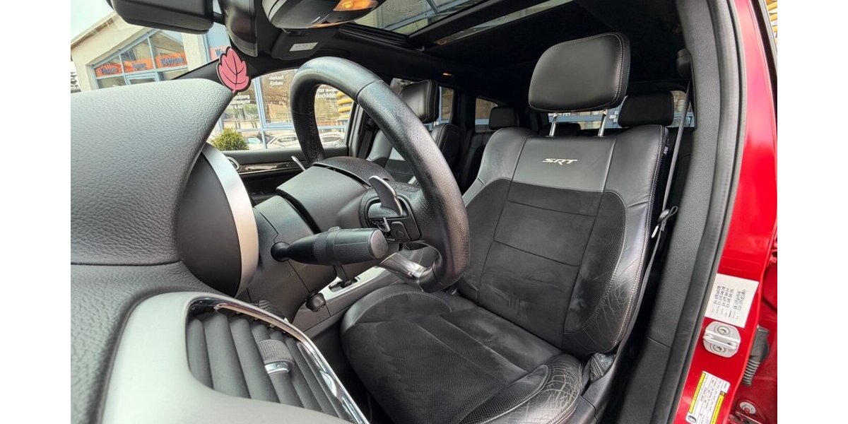 Jeep Grand Cherokee SRT 6,4 HEMI VOLLAUSSTATTUNG GRAIL 86.000 km 28.999 &euro; Rudolstadt 07407