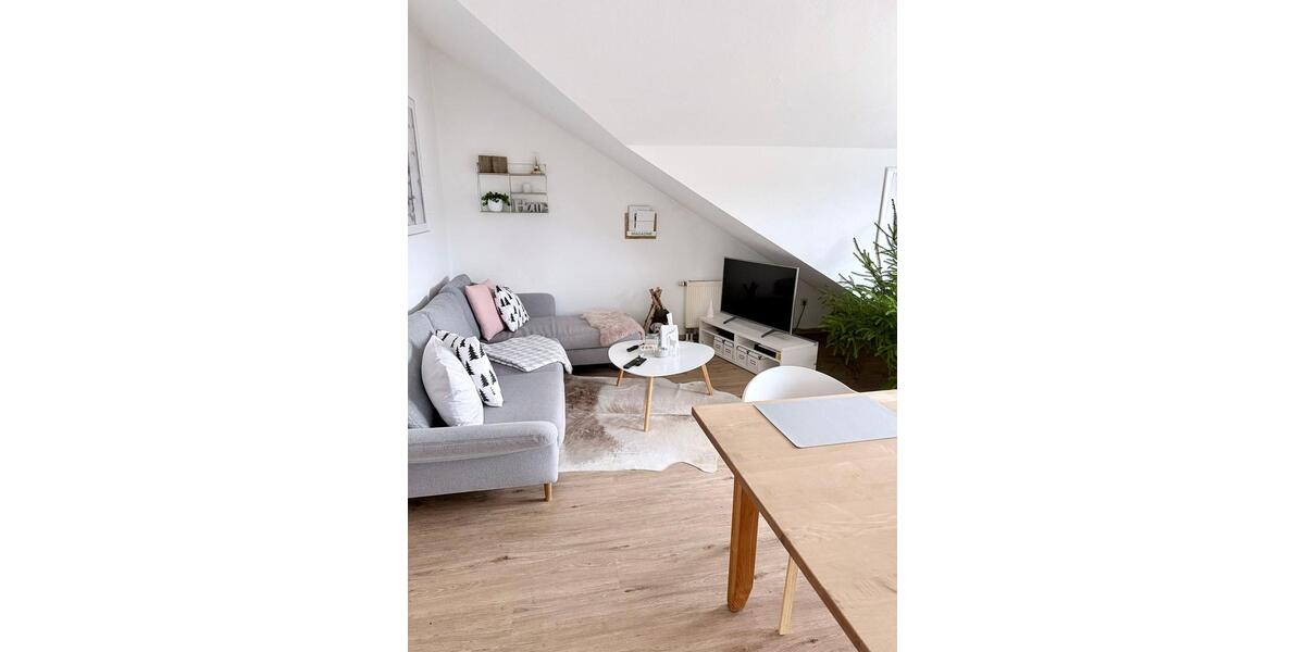 2-Zimmer-DG Wohnung 60 qm mit Blick, E-Ladest. Melsungen 2 zimmer