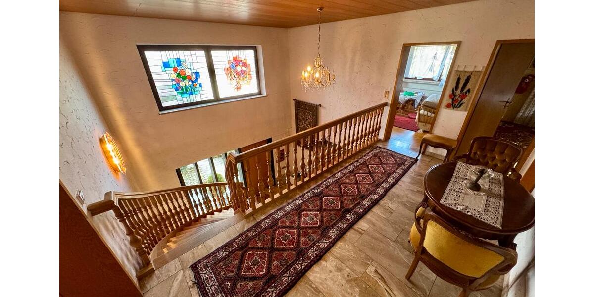 Herrschaftliches Einfamilienhaus mit großem Grundstück! 6 zimmer