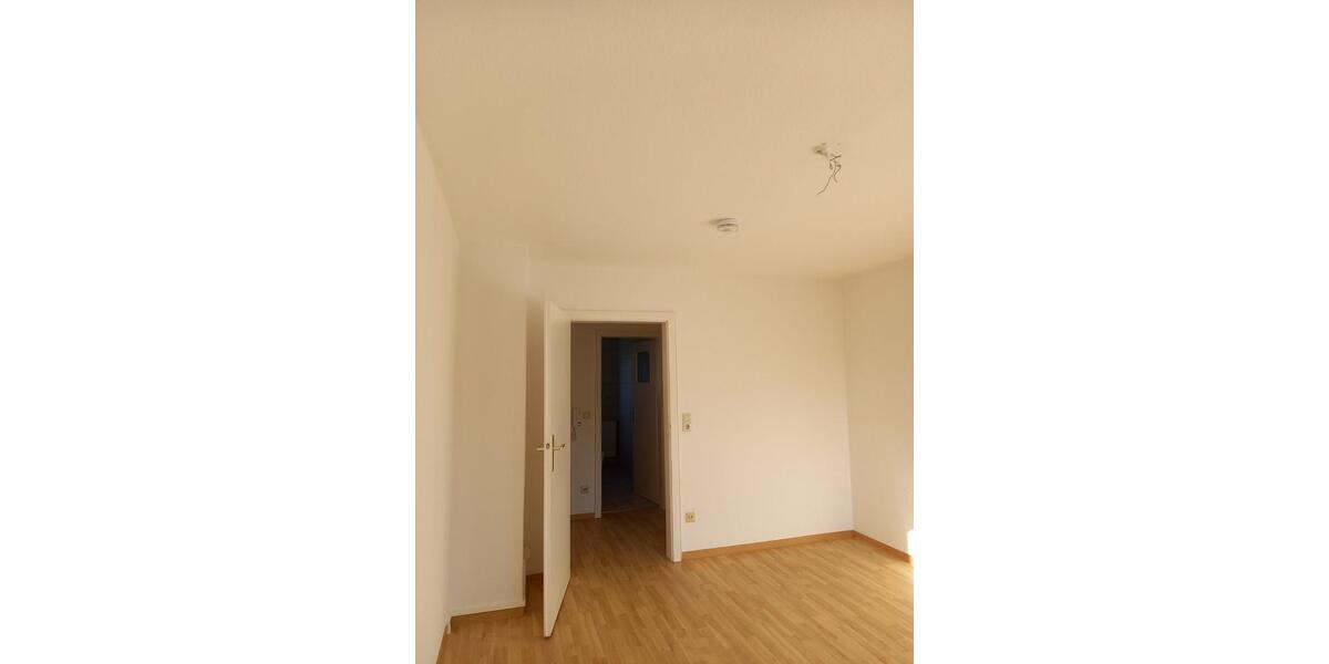 RESERVIERT! Lichtdurchflutete, sehr gepflegte 3-Zimmer-Wohnung sin Krauschwitz 3 zimmer