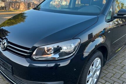 VW Touran 150.000 km 10.999 &euro; würselen 52146