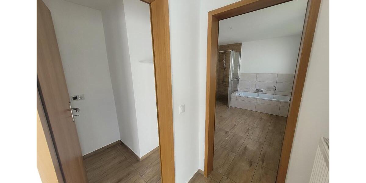 Etagenwohnung Bürstadt - 2.5 Zimmer, 74 m&sup2;, 940&euro; | Angebot:25339686