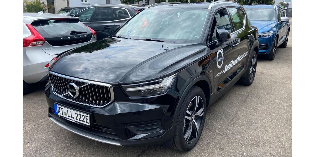 Volvo XC40 14.300 km 41.990 € Reutlingen 72760