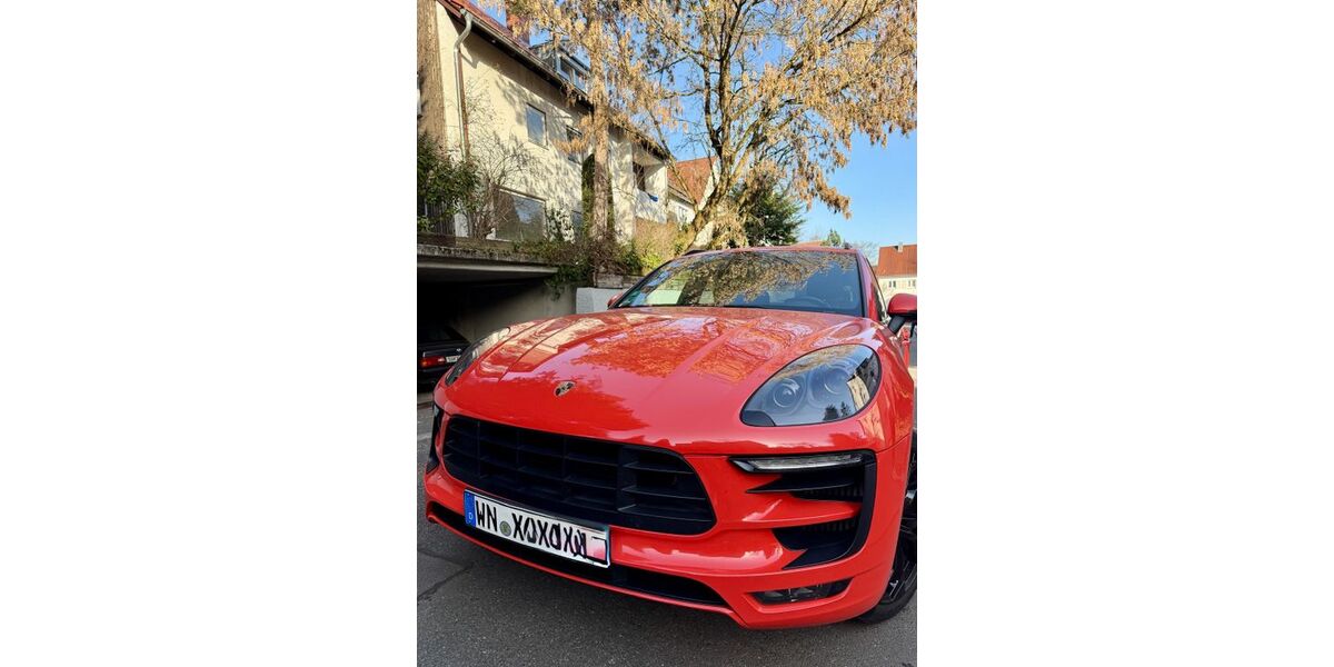 Porsche Macan 152.500 km 31.499 &euro; Stuttgart 70192