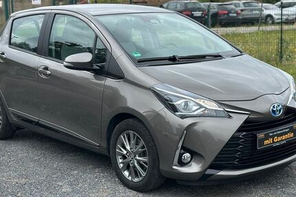 Toyota Yaris 97.979 km 12.398 &euro; Schönefeld 12529