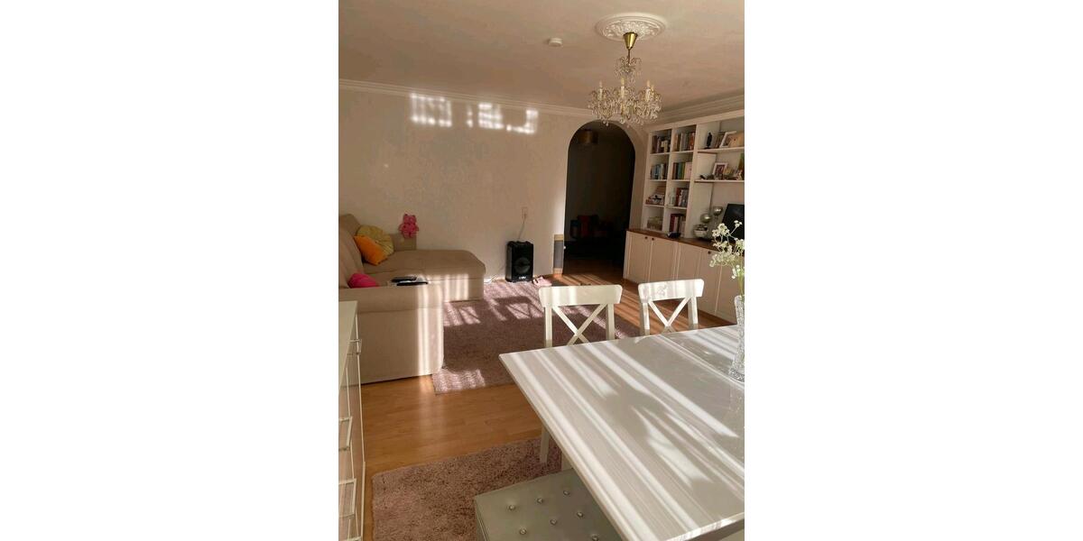 Etagenwohnung Bad Windsheim - 3 Zimmer, 100 m&sup2;, 225.000&euro; | Angebot:26710379