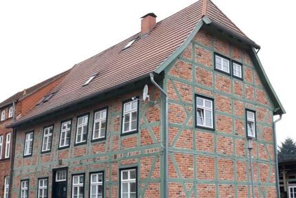 Helle 2-Raum Wohnung !