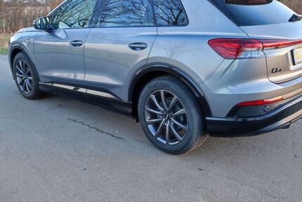 Audi Q4 e-tron 35.000 km 29.900 &euro; Kellenhusen 23746