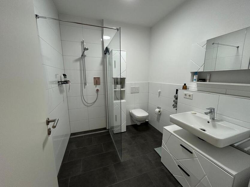 Moderne 2-Zimmer Wohnung mit Garten in Hüttlingen