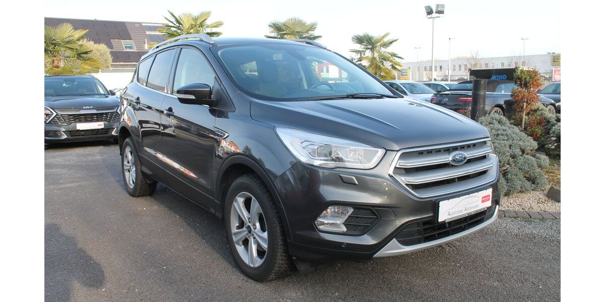 Ford Kuga 59.000 km 17.990 € Speyer 67346