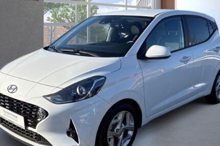 Hyundai i10 11.400 km 13.985 &euro; Augsburg 86165