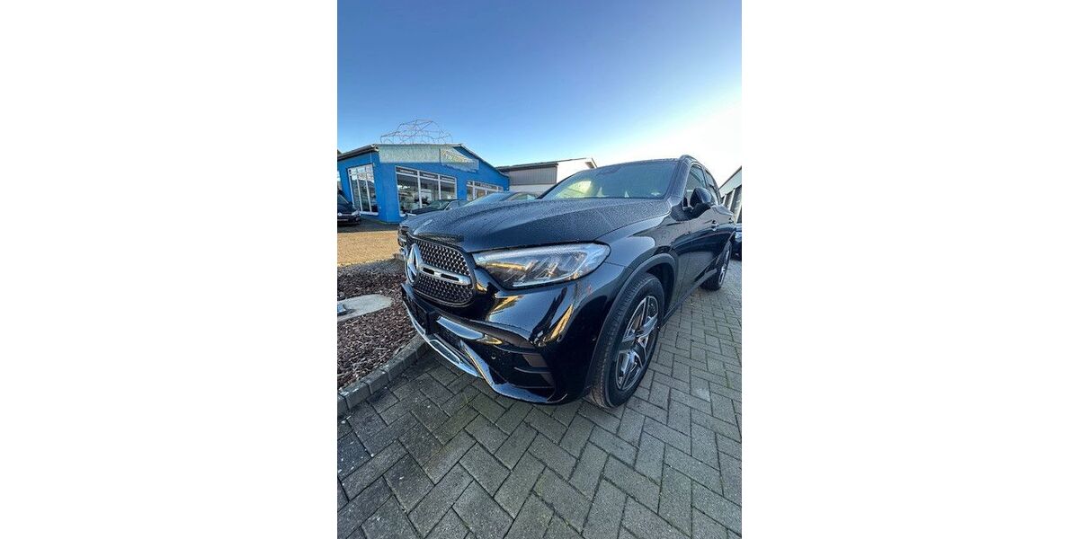 Mercedes-Benz GLC 300 12.751 km 54.950 &euro; Korbach-Meineringhausen 34497