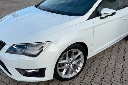Seat Leon 85.000 km 10.900 &euro; Puchheim bei München 82178