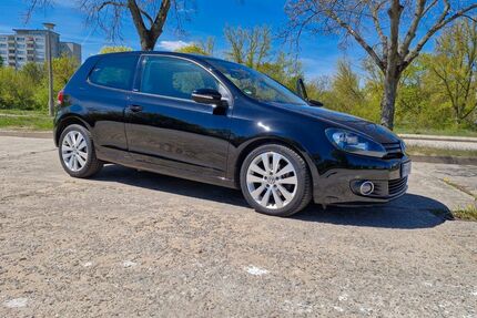 VW Golf 192.120 km 4.900 &euro; Frankfurt/ Oder 15236