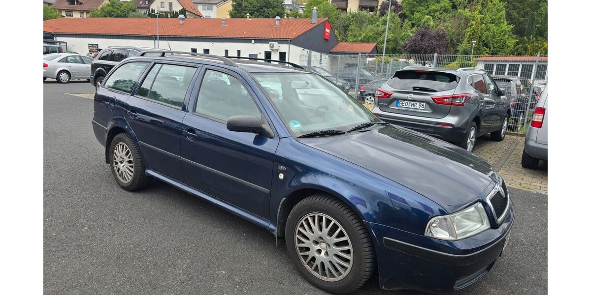 Skoda Octavia 300.000 km 1.200 &euro; Randersacker 97236