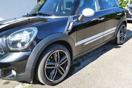 Mini Countryman S (Cooper) 120.200 km 8.590 &euro; Metzingen 72555