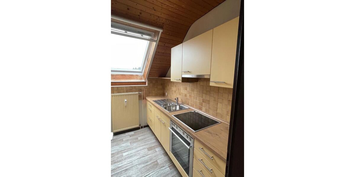 Dachgeschoßwohnung Holzminden - 2 Zimmer, 55 m&sup2;, 44.500&euro; | Angebot:26387341