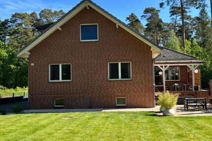 Freistehendes, großzügiges Einfamilienhaus am Wald in Wietze 8 zimmer