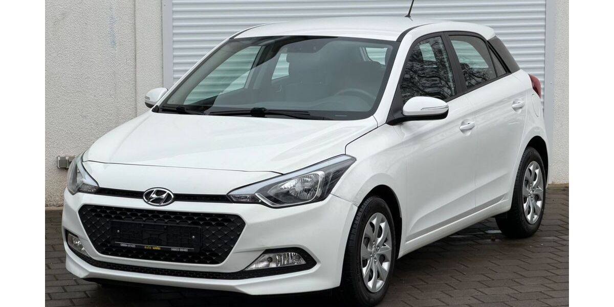 Hyundai i20 74.000 km 7.499 &euro; Völklingen 66333