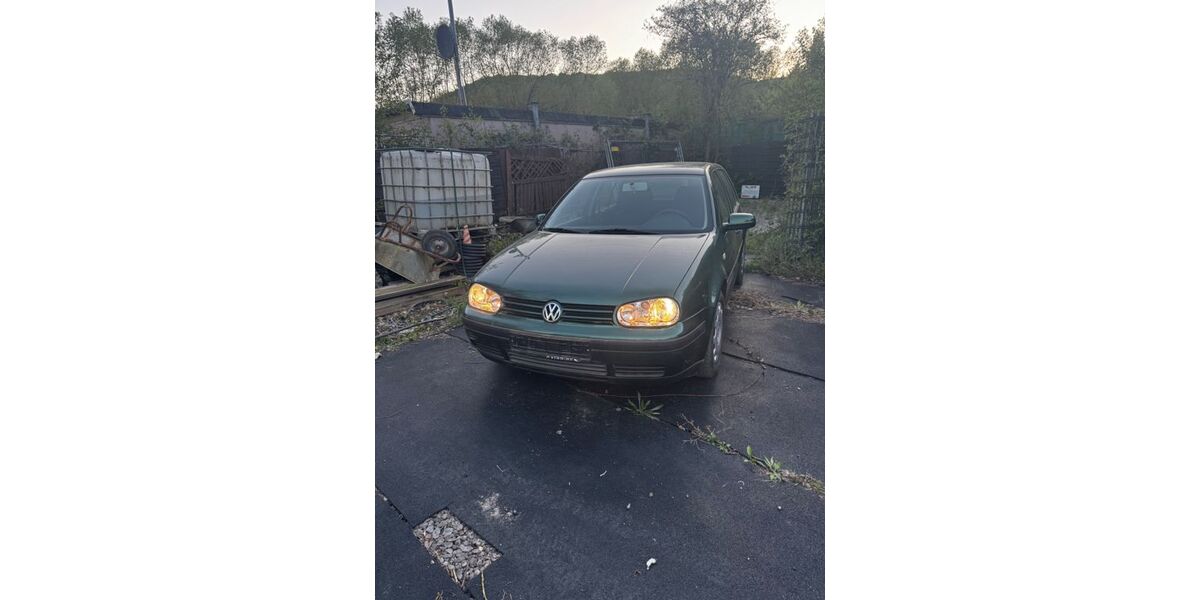 VW Golf 79.167 km 2.050 &euro; Sinzig 53489