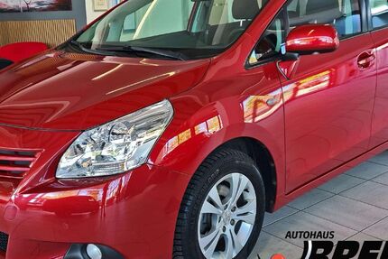 Toyota Verso 121.195 km 7.450 &euro; Celle 29227