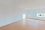 Helle 2-Zimmer-Wohnung mit Balkon und Badewanne