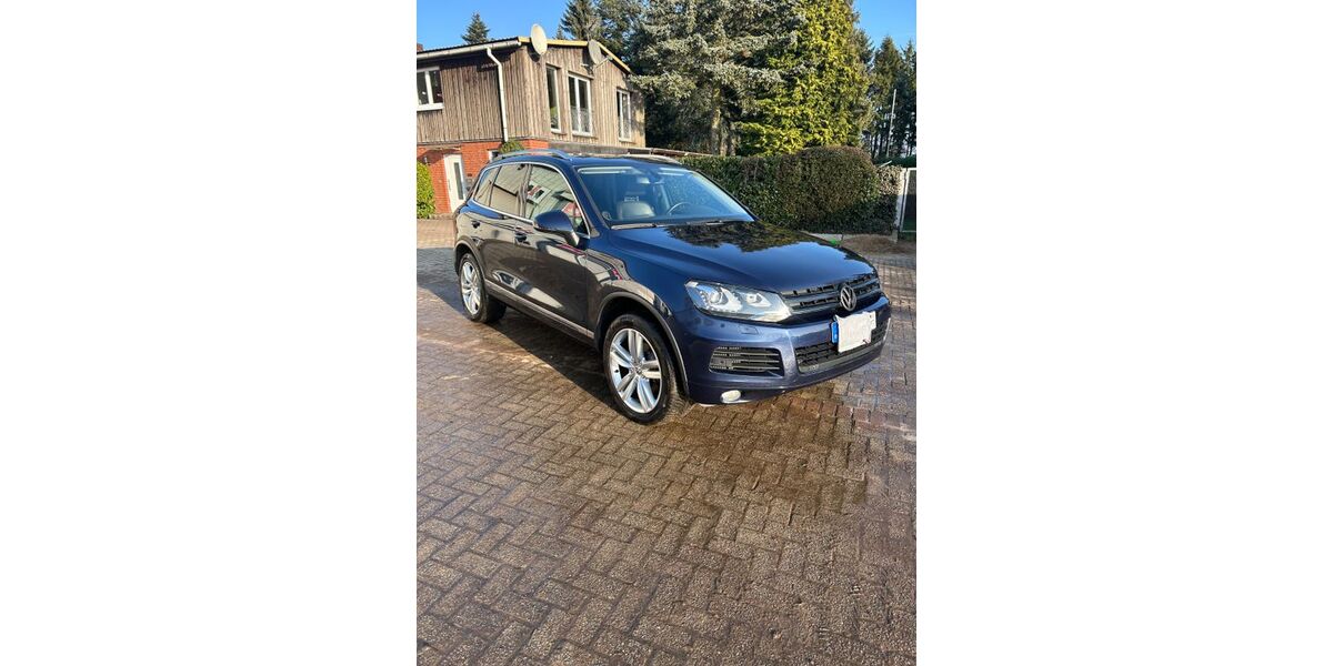 VW Touareg 194.000 km 15.800 &euro; Borstel 23845