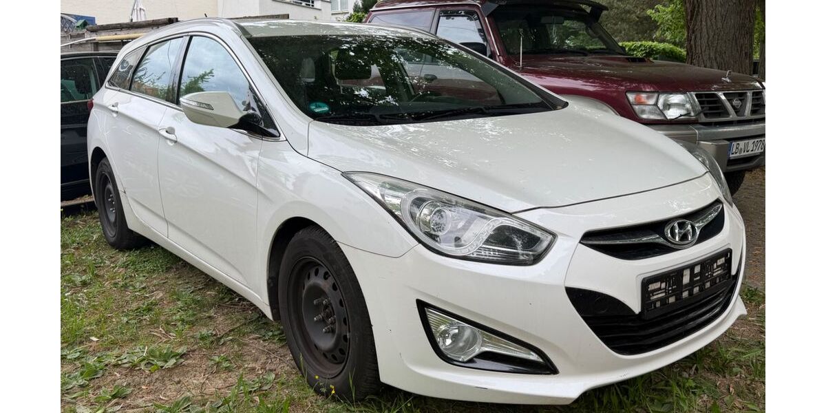 Hyundai i40 109.500 km 4.800 &euro; Ludwigsburg 71638