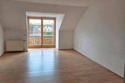 Wohnung Schwandorf - 3 Zimmer, 94 m&sup2;, 250.000&euro; | Angebot:26806224