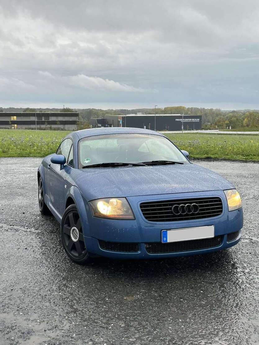 Audi TT 220.000 km 5.200 € beckum 59269