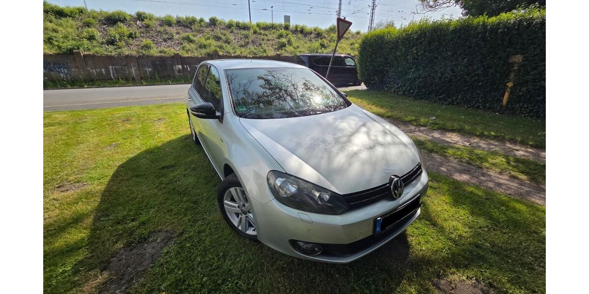 VW Golf 121.426 km 6.399 &euro; Bochum 44894