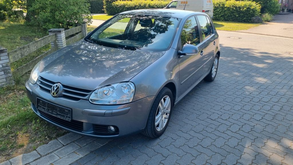 VW Golf 284.932 km 2.000 &euro; Wendhausen 21400