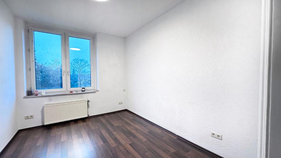 Doppelhaushälfte Solingen Mitte - 9 Zimmer, 210 m&sup2;, 340.000&euro; | Angebot:26705632