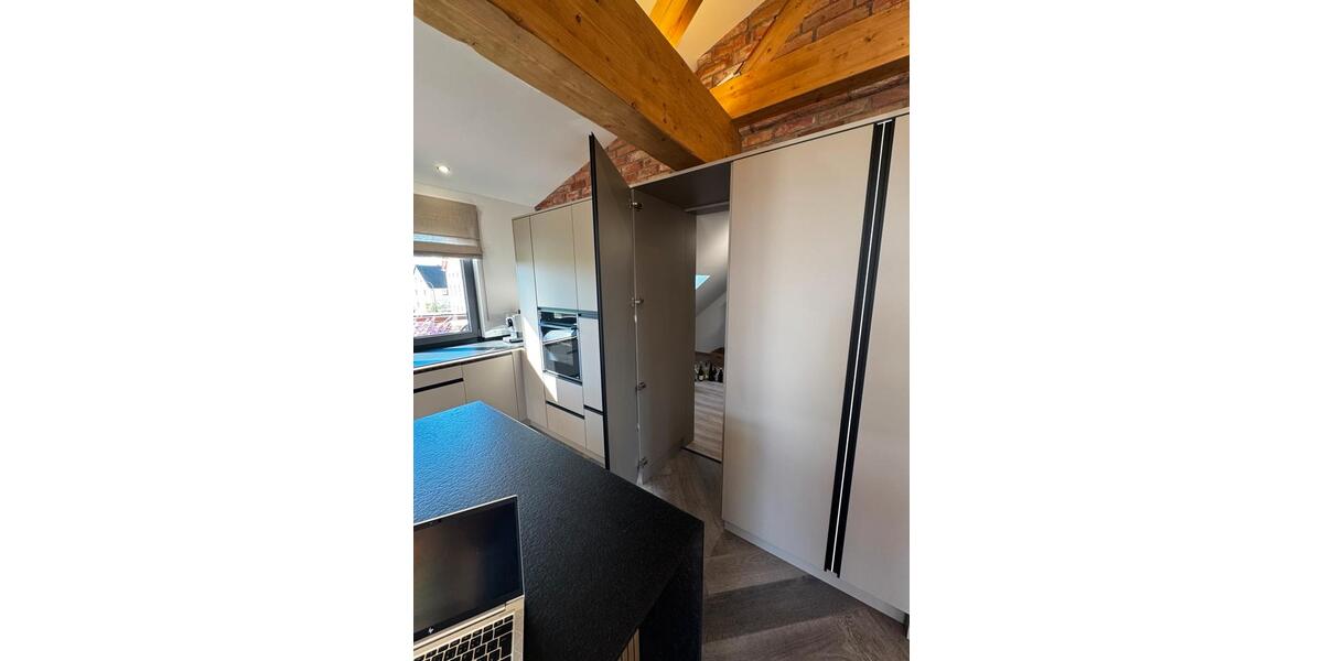 Dachgeschoßwohnung Stegaurach - 5 Zimmer, 180 m&sup2;, 2.300&euro; | Angebot:26288325