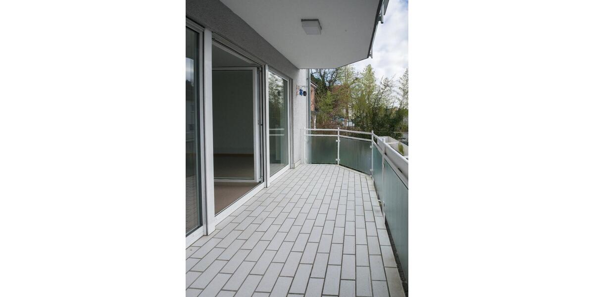 Hochparterre Saarbrücken West - 3 Zimmer, 75 m&sup2;, 179.000&euro; | Angebot:27003124
