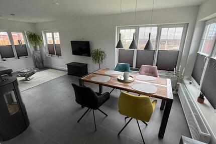 Haus Husum - 3 Zimmer, 100 m&sup2;, 1.400&euro; | Angebot:25419087