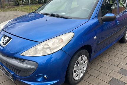 Peugeot 206 98.898 km 2.799 &euro; Wiesloch 69168