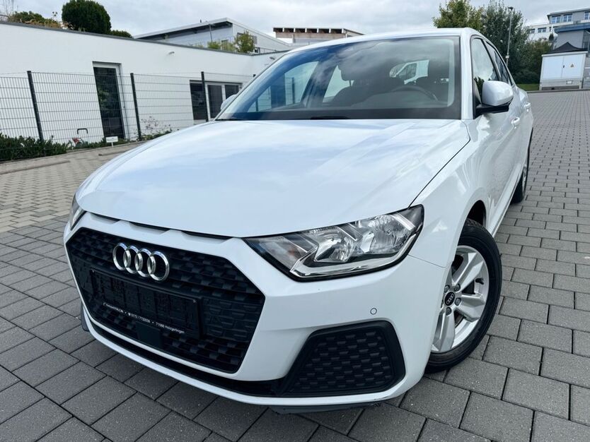 Audi A1 150.000 km 11.980 € Holzgerlingen 71088