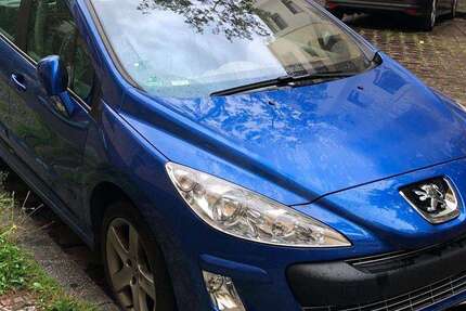 Peugeot 308 85.500 km 4.999 € Berlin 10555