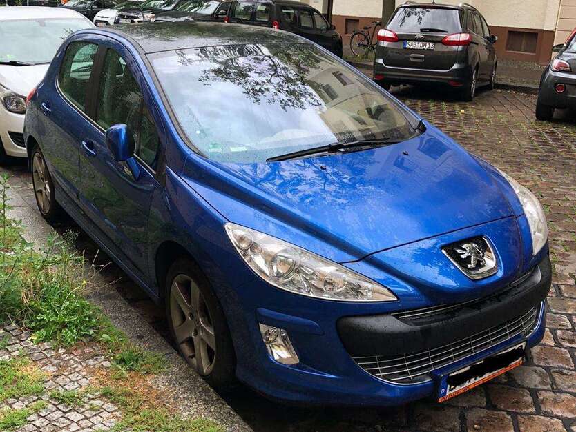 Peugeot 308 85.500 km 4.999 € Berlin 10555