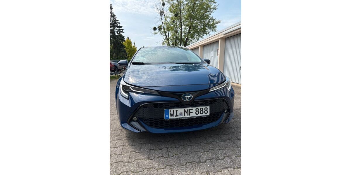 Toyota Corolla 240.000 km 11.500 &euro; wiesbaden 64197