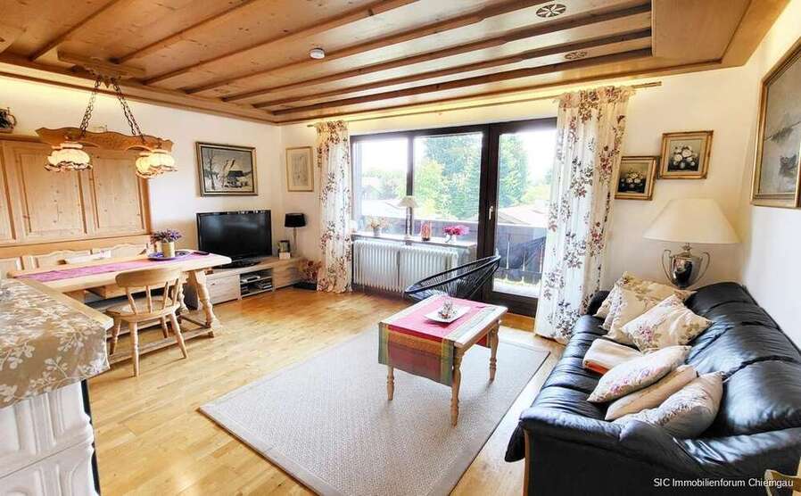 Wohnung zum Kaufen in Seeon-Seebruck 290.000 € 76 m²
