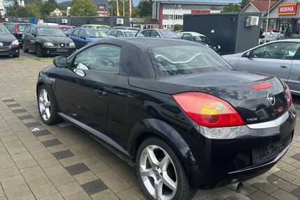 Opel Tigra 146.332 km 1.999 &euro; Schwäbisch Hall 74523
